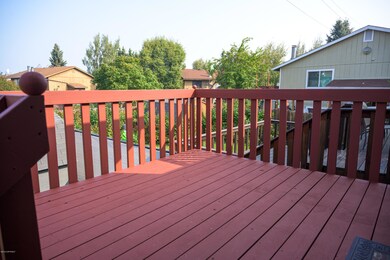 Exterior Deck DSC_0881
