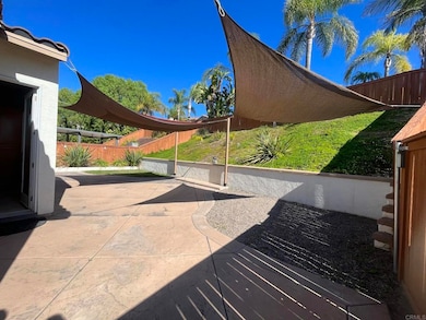 593 Loan Oak Place, Chula Vista, CA 91914 - photo 5