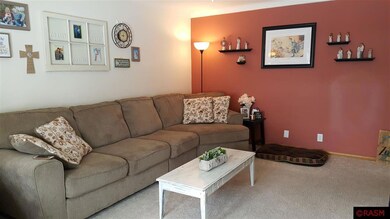 1110 5th St N, New Ulm, MN 56073 - photo 3