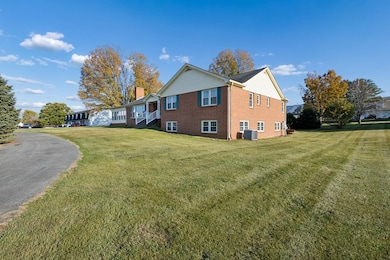 21 Dodge St, Lebanon, VA 24266 - photo 2