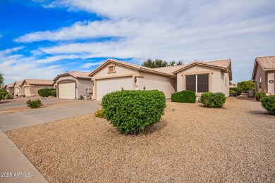 1464 E Runaway Bay Dr, Chandler, AZ 85249 - photo 2