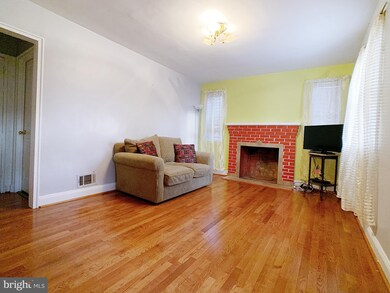 7205 Sligo Pkwy E, Takoma Park, MD 20912 - photo 5