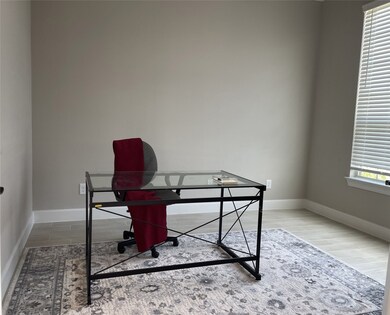 520 Nokota Dr, the Woodlands, TX 77354 - photo 4