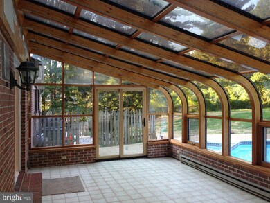 7 Holly Branch Ct, Glen Arm, MD 21057 - photo 4