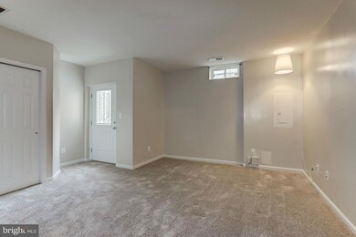 16782 Blackjack Oak Ln unit 37, Woodbridge, VA 22191 - photo 4