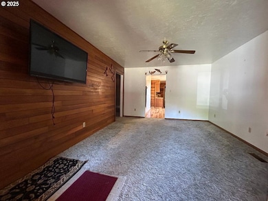 238 W Dawson St, Halfway, OR 97834 - photo 7