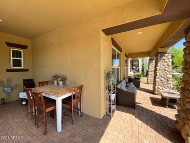 COVERED FRONT PATIO