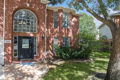 12014 Viola Ct, Pinehurst, TX 77362 - photo 2