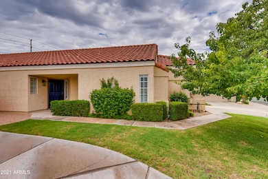 01 Exterior Front