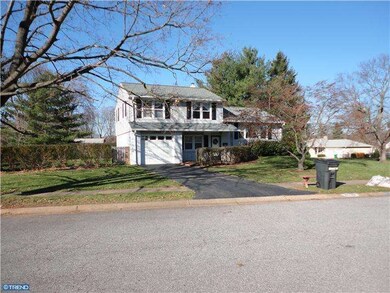 2039 Floral Dr, Wilmington, DE 19810 - photo 2