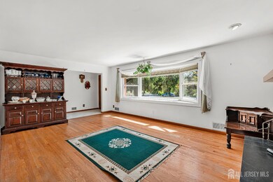 7 Addalia Ln, Edison, NJ 08820 - photo 4