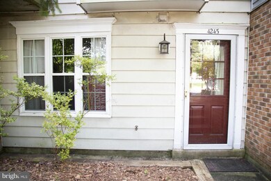 4243 Stockbridge Dr unit 2F, Dumfries, VA 22025 - photo 2