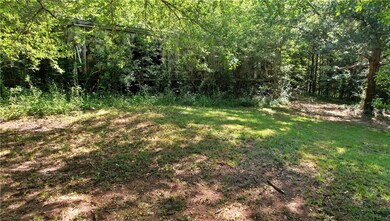 Old Home Right Side of Drive way