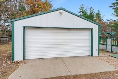 636 N Park St, Grantsburg, WI 54840 - photo 5