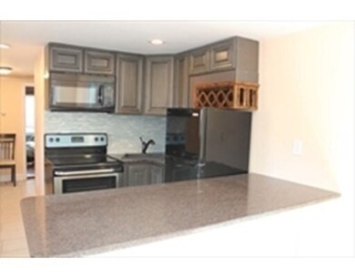 714 Circuit St unit 2, Hanover, MA 02339 - photo 3