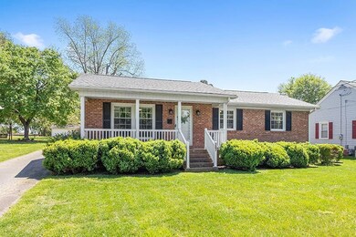 207 E Fairview Dr, Oxford, NC 27565 - photo 2