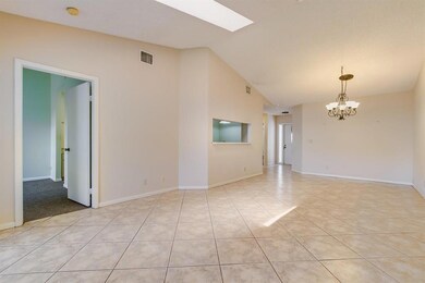Living/ Dining Room 3