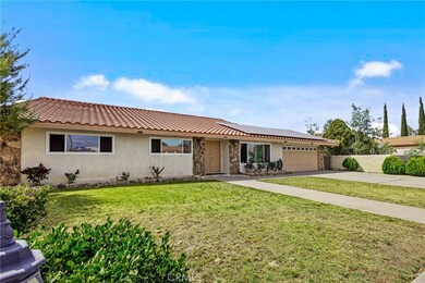 13820 Dahlgren Dr, Victorville, CA 92395 - photo 3