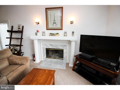 3308 Hemmingway Dr, North Wales, PA 19454 - photo 5