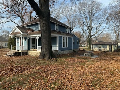 302 E Hulett St, Edgerton, KS 66021 - photo 2