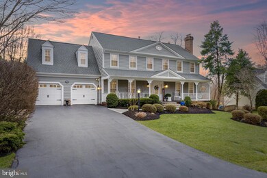 4922 Oakcrest Dr, Fairfax, VA 22030 - photo 4