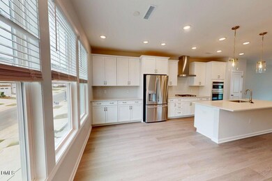 2710 Hunter Woods Dr unit 634, Apex, NC 27502 - photo 7