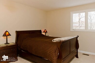 [photo 1494426] Master Bedroom