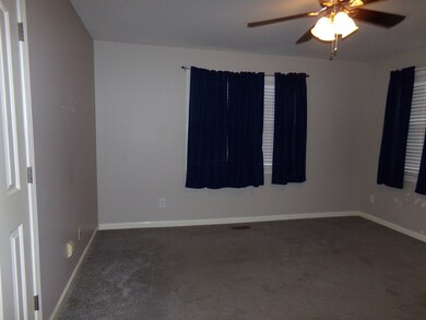 671 W Doak Rd, Manchester, TN 37355 - photo 5