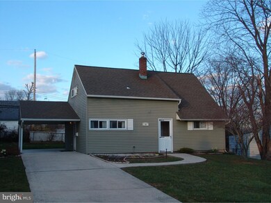 46 Azalea Ln, Levittown, PA 19055 - photo 7