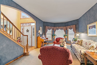 unlisted-address, Lake In the Hills, IL 60156 - photo 7