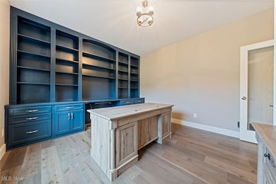 498 Weston Ct, Copley, OH 44321 - photo 4