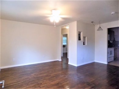 1111 3rd Ave N unit 1111, Texas City, TX 77590 - photo 3