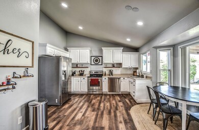 KITCHEN 3