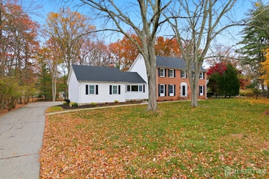 28 Southfield Rd, Edison, NJ 08820 - photo 2