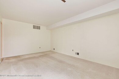 11 Union Hill Ln, Hazlet, NJ 07730 - photo 6