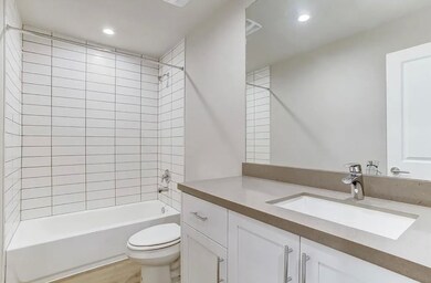 645 E 11th 1 2 St unit 9, Houston, TX 77008 - photo 6