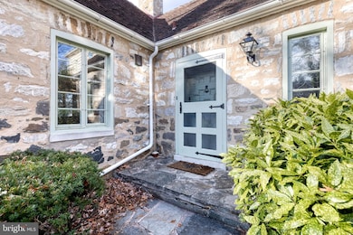 5208 Tilbury Way, Baltimore, MD 21212 - photo 2