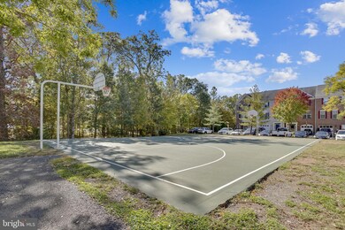 2459 Fox Stream Ln, Herndon, VA 20171 - photo 7