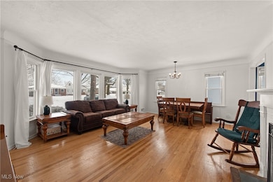 6674 Lawnwood Ave, Parma Heights, OH 44130 - photo 3