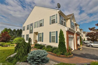 5352 Spring Ridge Dr E, Macungie, PA 18062 - photo 2