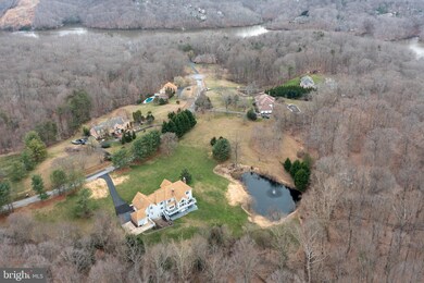 9200 Hampton Hunt Dr, Fairfax Station, VA 22039 - photo 2