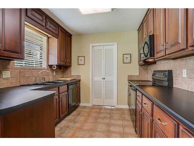 Cafeteria/Kitchen.