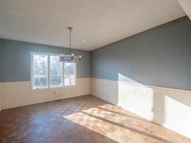 19 Cedar Gate Cir, Sugar Grove, IL 60554 - photo 4