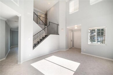 Living Room With Heigh Ceilings