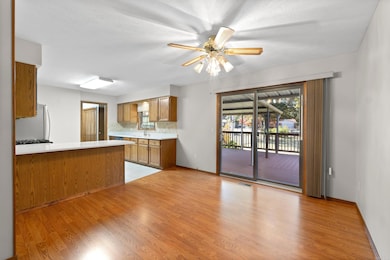 1706 Monroe Ave, Mountain Home, AR 72653 - photo 2