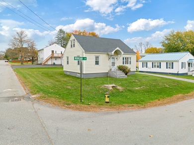 21 Morgan St, Waterville, ME 04901 - photo 3