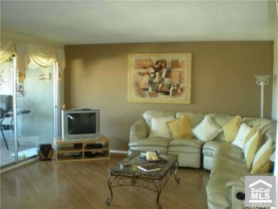 Nice size livingroom with an open feel