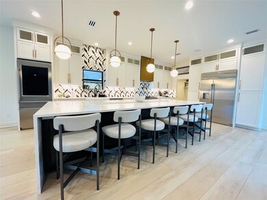 318 Tealwood Dr, Houston, TX 77024 - photo 5