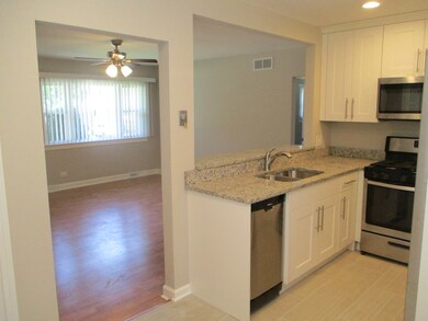 2401 Huron Terrace, Waukegan, IL 60087 - photo 7