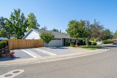 1744 Soda Springs Cir-5